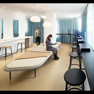 9h Nine Ningyocho Capsulehotel Tokio